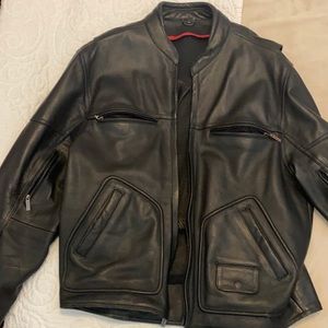 Leather motorcycle jacket with removable liner